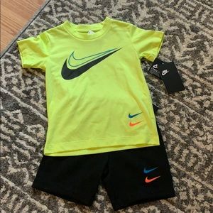 Nike Kids 3T shorts & shirt set